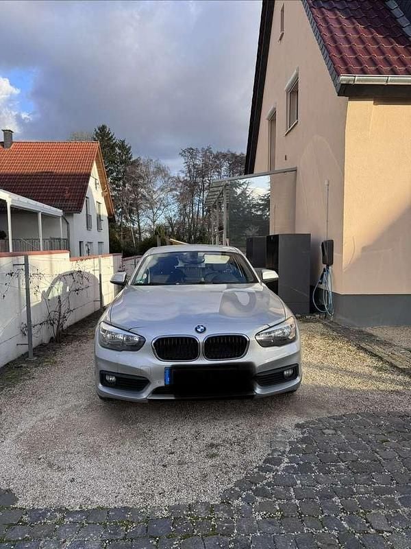 Gebraucht BMW 118 Advantage 136 PS (100 kW) 2016 Grau Kleinwagen