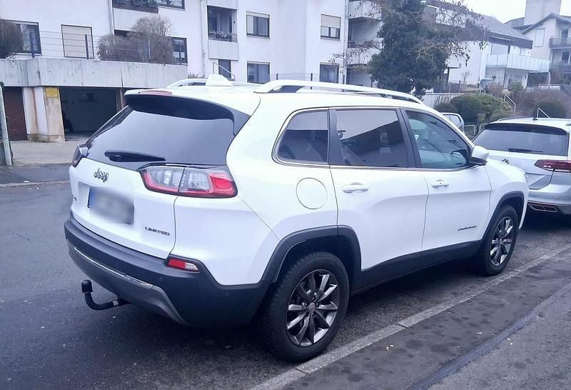 Gebraucht Jeep Cherokee 195 PS (143 kW) 2019 Weiß SUV