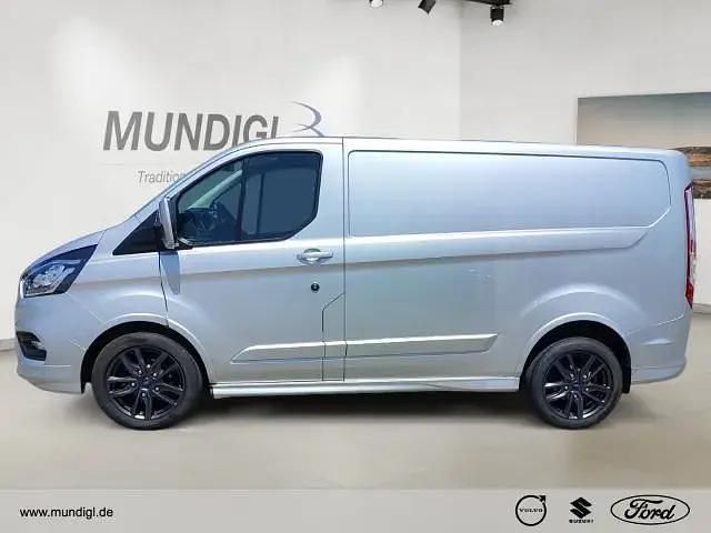 Gebraucht Ford Transit Custom Sport 185 PS (136 kW) 2019 Polarsilber metallic Van / Kleinbus