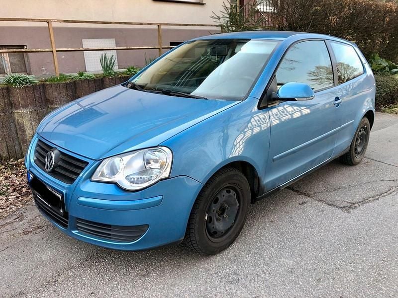 Gebraucht VW Polo 64 PS (47 kW) 2006 Blau Kleinwagen