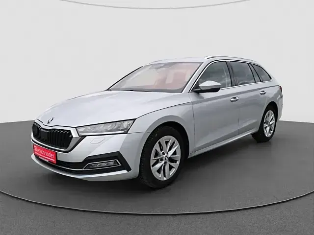 Usata Skoda Octavia Style 150 CV (110 kW) 2023 Argento Station wagon