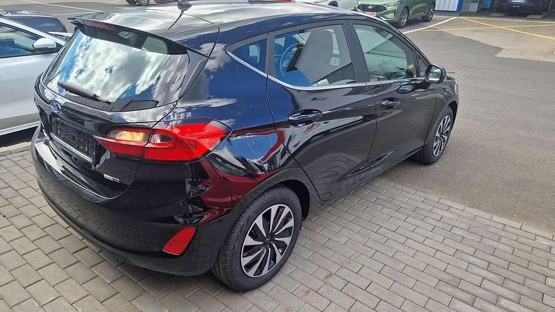 Gebraucht Ford Fiesta Titanium 125 PS (91 kW) 2024 Obsidianschwarz metallic Kleinwagen