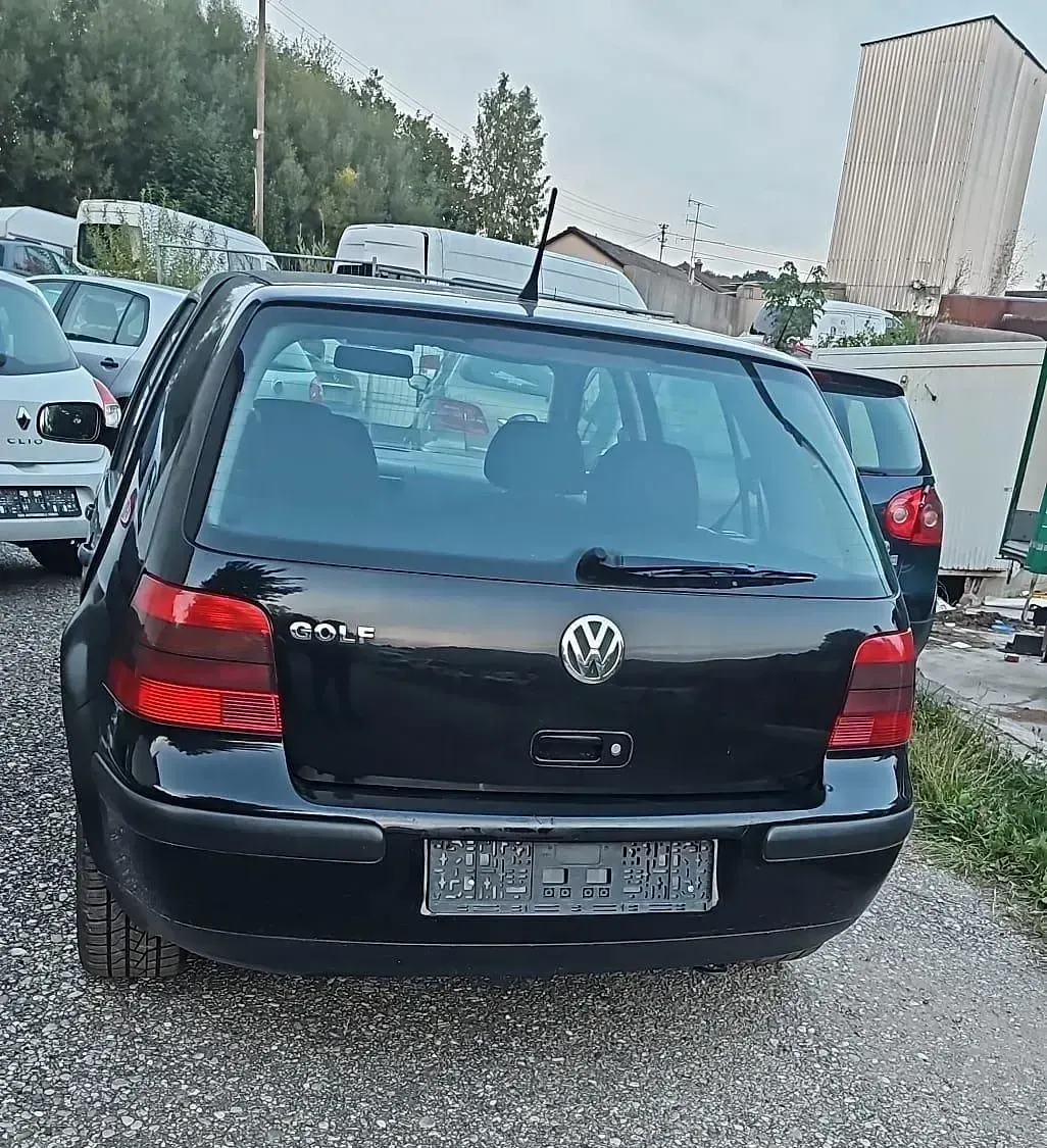 Gebraucht VW Golf IV 75 PS (55 kW) 1999 Schwarz Kleinwagen