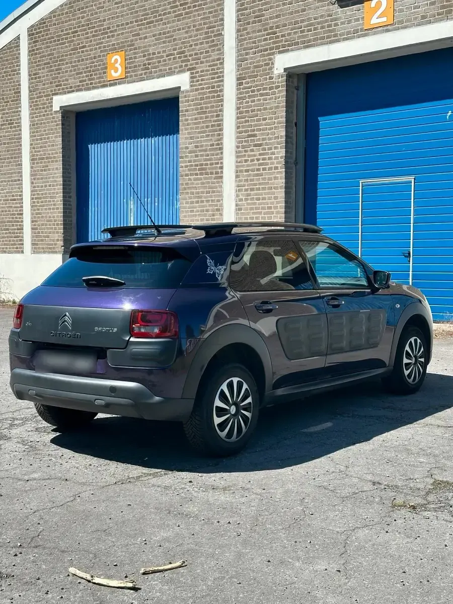 Gebraucht Citroën C4 82 PS (60 kW) 2016 Violet SUV