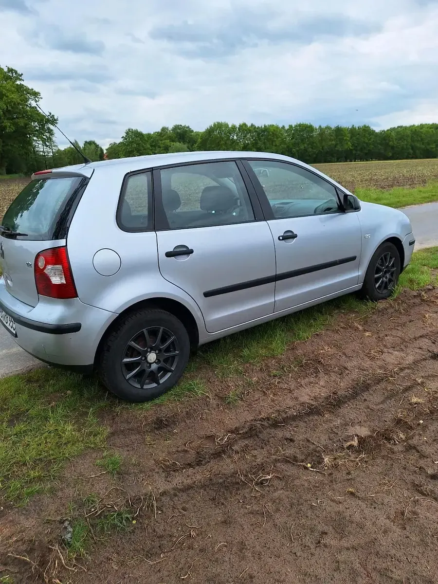 Brugt VW Polo 62 HK (45 kW) 2003 Sølv Hatchback