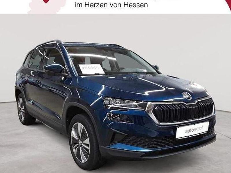 Blau Gebraucht 2022 Skoda Karoq Ambition SUV | 23.989 € (Superpreis) - Bild 1/4