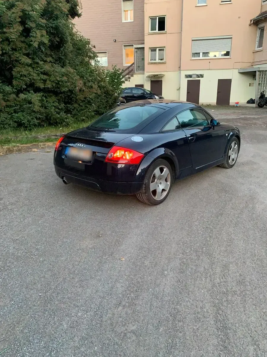 Gebraucht Audi TT 180 PS (132 kW) 2002 Blau Coupé