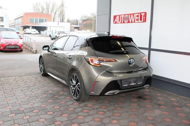 Gebraucht Toyota Corolla Lounge 184 PS (135 kW) 2019 Manganbronze metallic, dach schwarz Limousine
