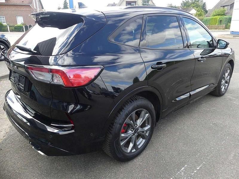 Gebraucht Ford Kuga ST-Line X 150 PS (110 kW) 2024 Obsidianschwarz met. SUV