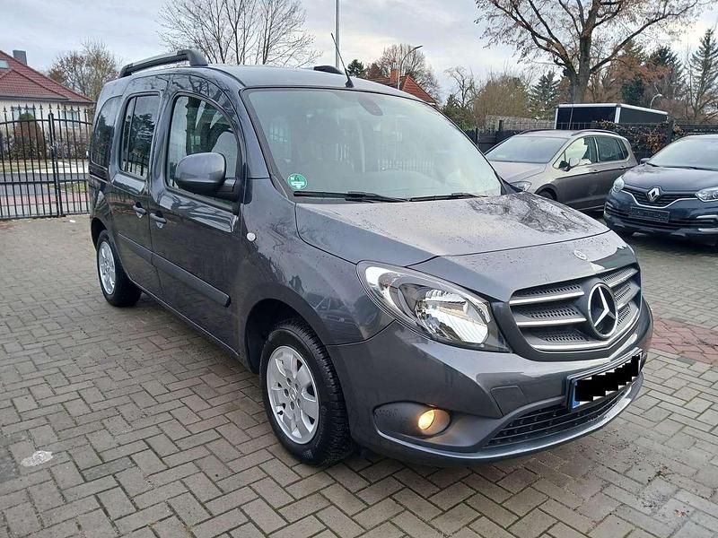 Gebraucht Mercedes Citan 111 116 PS (85 kW) 2019 Grau Kombi
