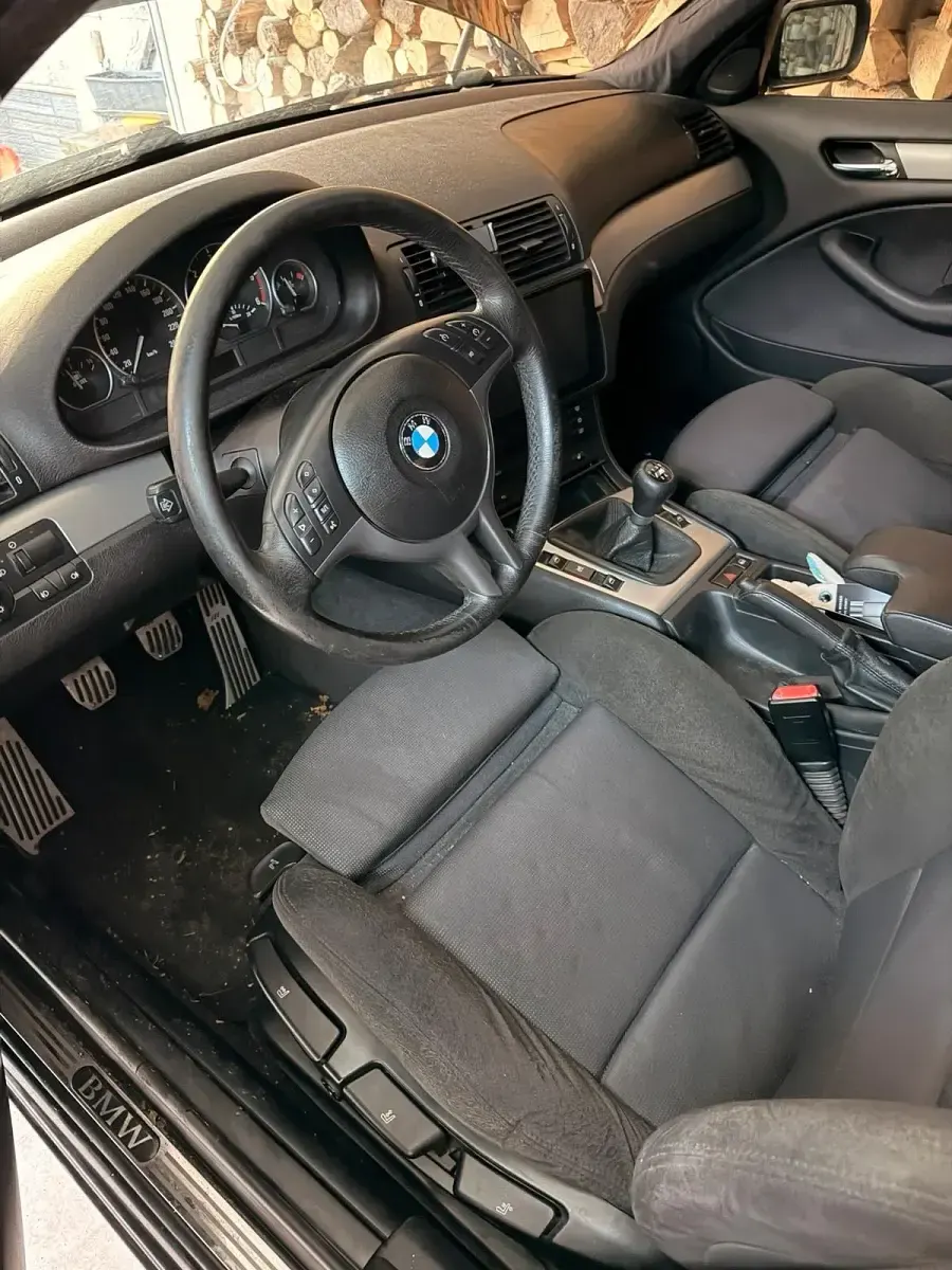Używany BMW 320 136 KM (100 kW) 2000 Czarny Sedan/Limuzyna