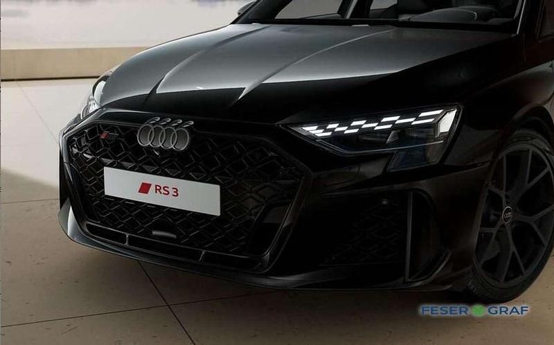Neu Audi RS3 Ambiente 400 PS (294 kW) 2026 Mythosschwarz metallic Limousine