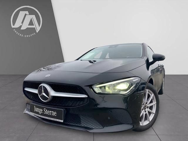 Gebraucht 2023 Mercedes CLA200 Shooting Brake Kombi | 22.994 € (Superpreis) - Bild 1/4