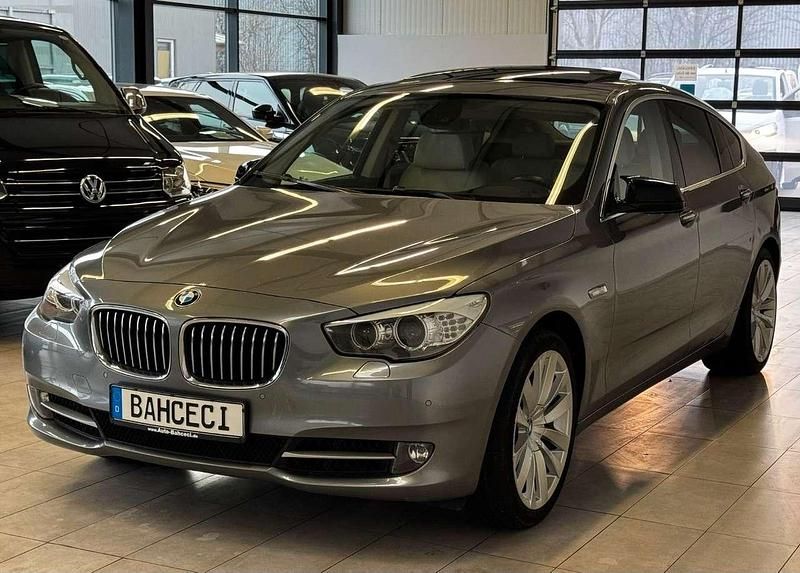 Gebraucht BMW 530 245 PS (180 kW) 2011 Spacegrau Limousine