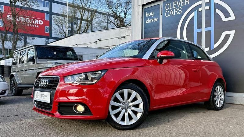 Gebraucht Audi A1 Attraction 86 PS (63 kW) 2012 Rot Kleinwagen
