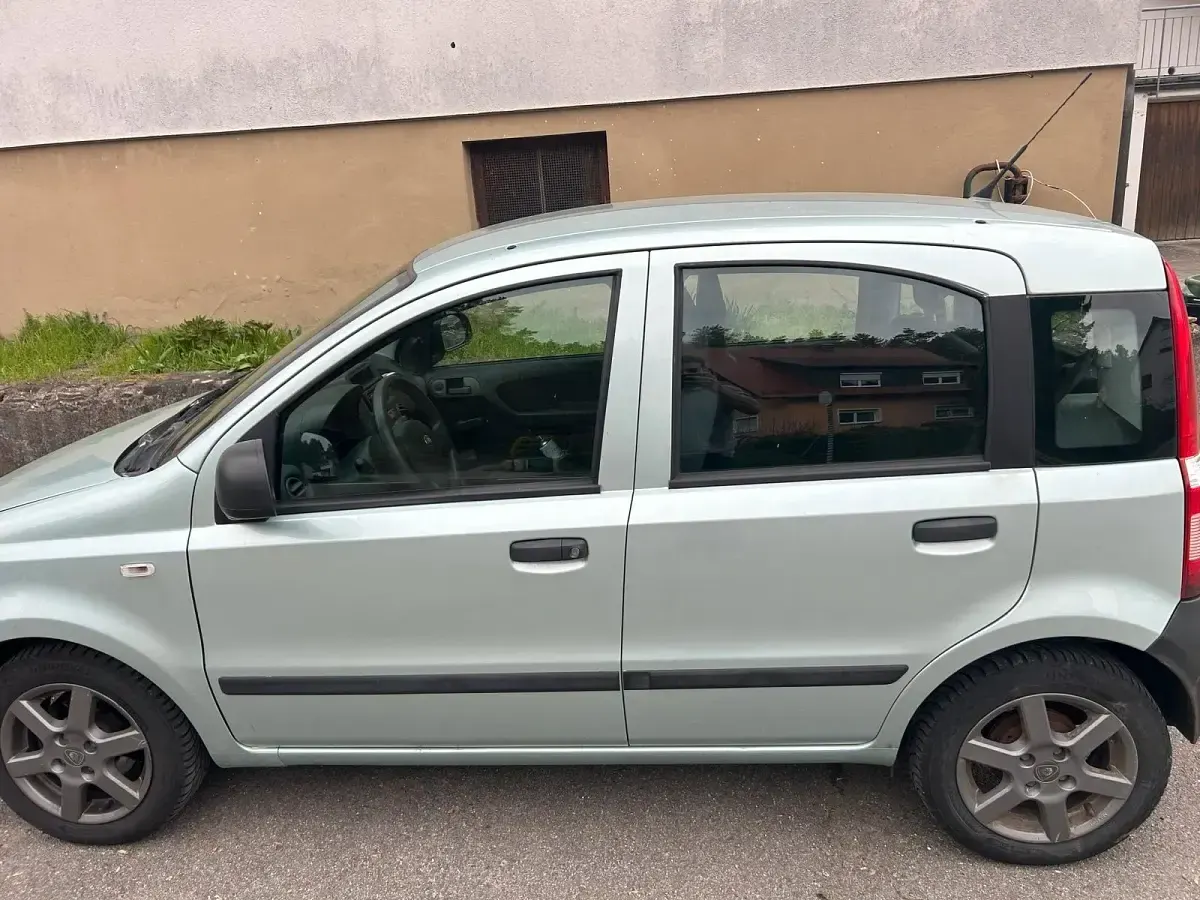 Occasion Fiat Panda 54 ch (39 kW) 2010 Bleue Citadine