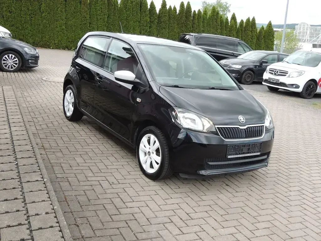 Gebraucht Skoda Citigo Active 60 PS (44 kW) 2015 Schwarz Kleinwagen