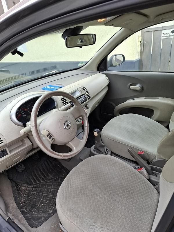 Gebraucht Nissan Micra 80 PS (58 kW) 2003 Silber Kleinwagen
