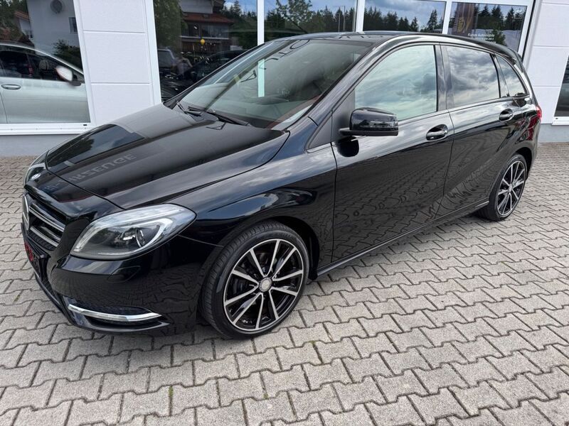 Schwarz Gebraucht 2014 Mercedes B200 Night Van / Kleinbus | 9.999 € (Guter Preis) - Bild 1/4