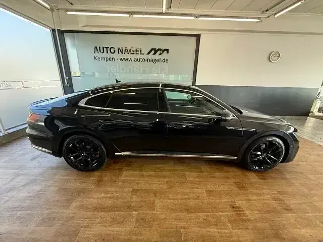 Gebraucht VW Arteon Pro 190 PS (139 kW) 2019 Schwarz Kleinwagen
