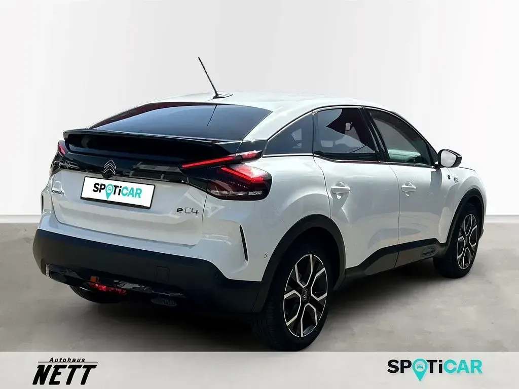 Gebraucht Citroën e-C4 Shine 100 kW (136 PS) 2022 Weiß Limousine