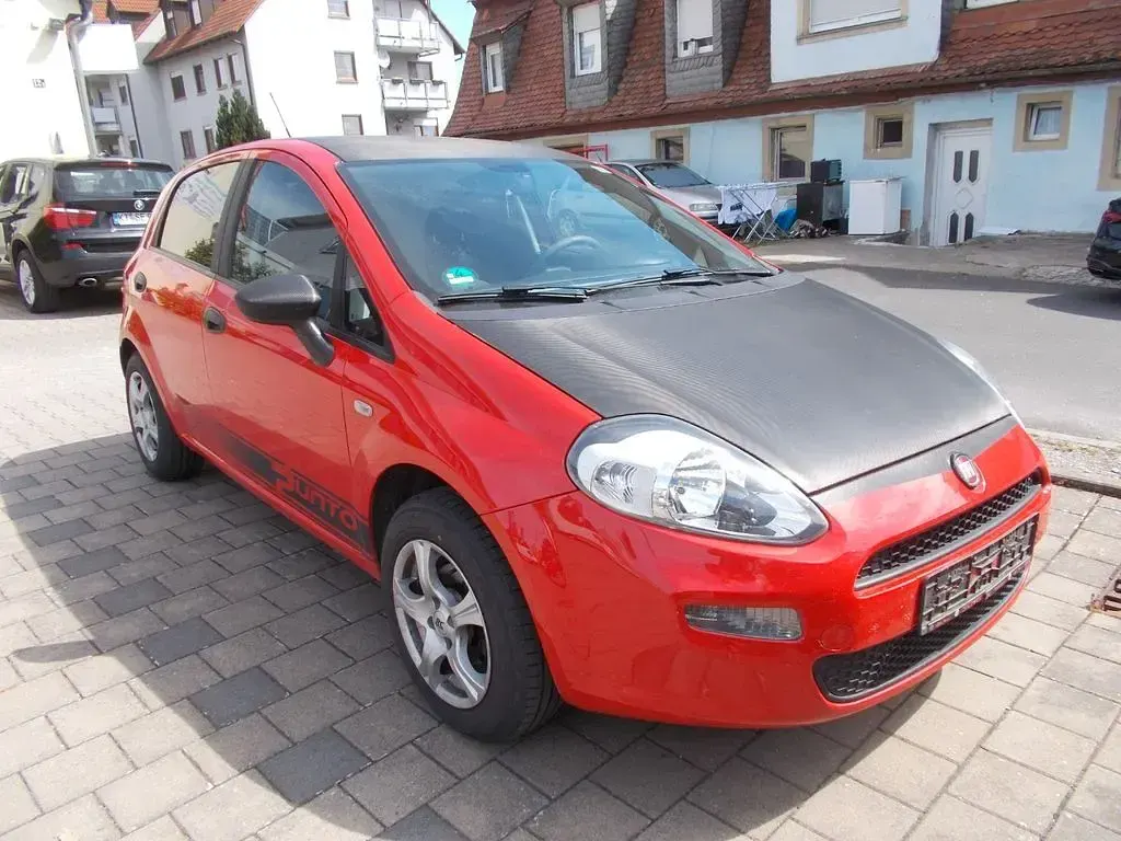 Gebraucht Fiat Punto Mystyle 69 PS (50 kW) 2016 Rot Kleinwagen