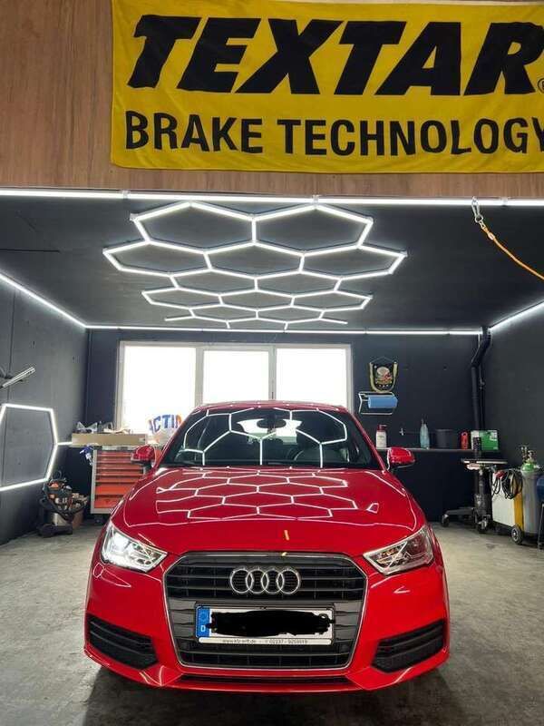 Rot Gebraucht 2016 Audi A1 Sportback Sport Kleinwagen | 11.999 € (Fairer Preis) - Bild 1/4