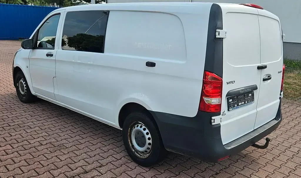 Gebraucht Mercedes Vito 114 PS (83 kW) 2017 Weiß Van
