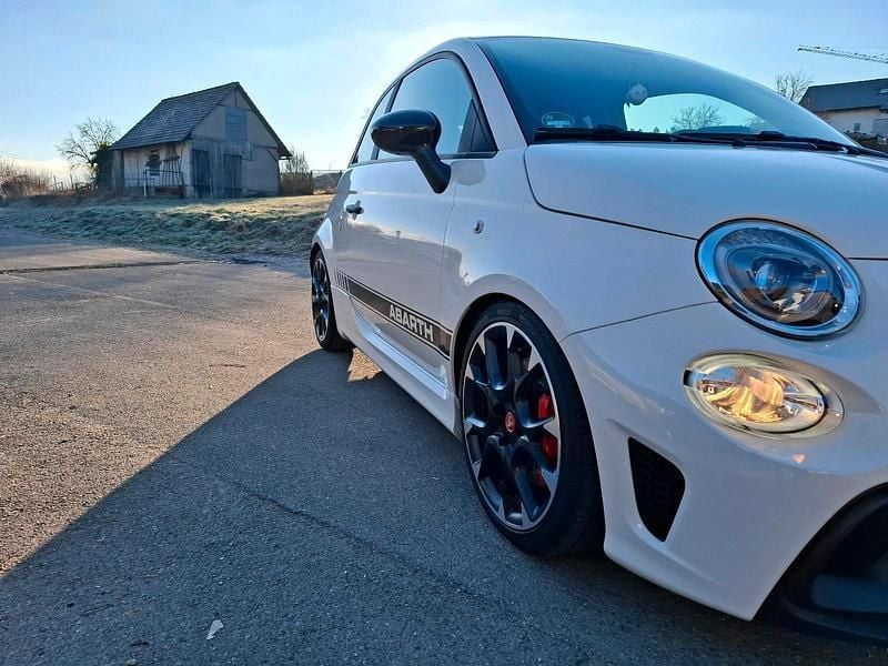 Weiß Gebraucht 2018 Abarth 595 Competizione Kleinwagen | 16.100 € (Guter Preis) - Bild 1/4
