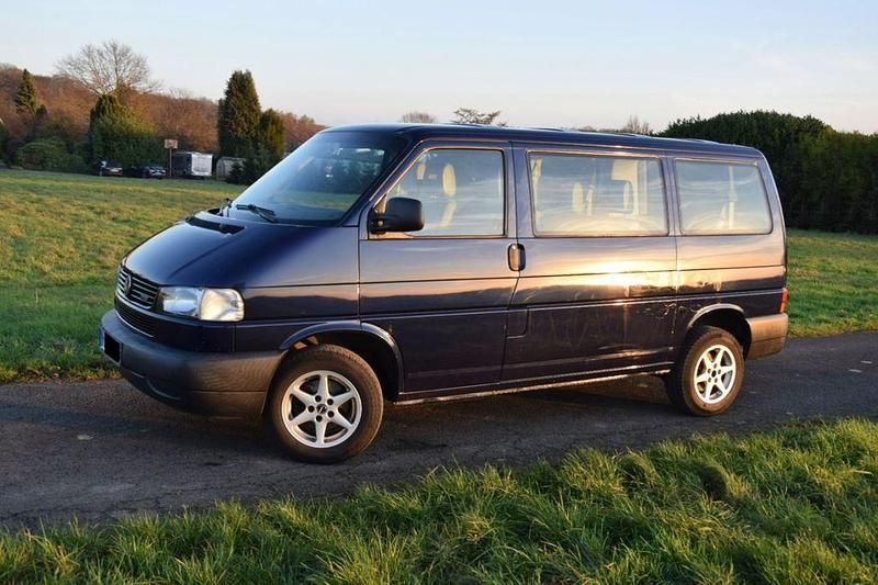 Gebraucht VW T4 102 PS (75 kW) 2001 Blau Van