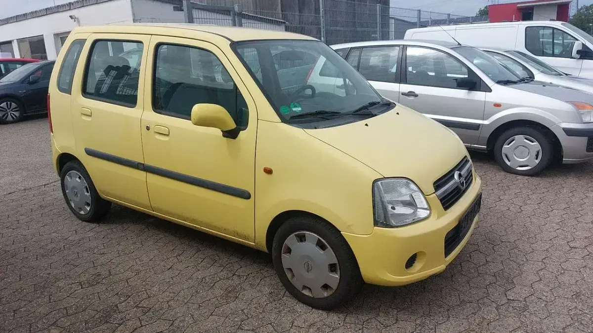 Gebraucht Opel Agila Cosmo 60 PS (44 kW) 2003 Gelb Van / Kleinbus