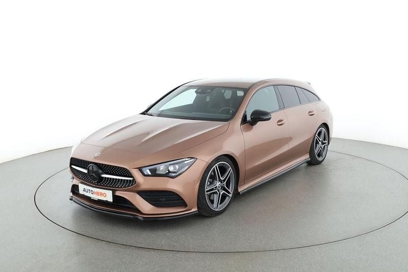 Braun Gebraucht 2022 Mercedes CLA200 Shooting Brake AMG line Kombi | 30.560 € (Fairer Preis) - Bild 1/3