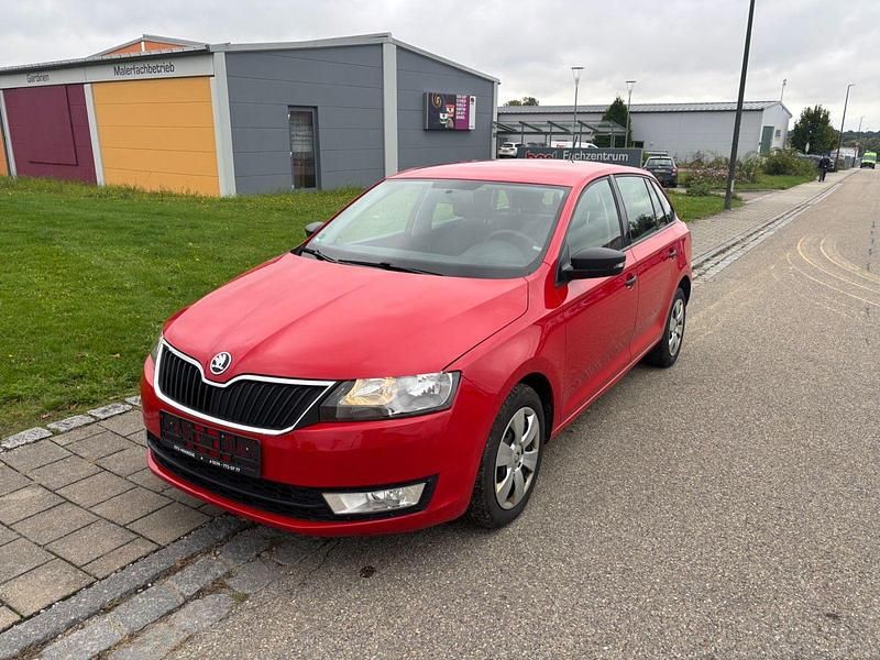 Rot Gebraucht 2016 Skoda Rapid Active Kombi | 6.399 € (Guter Preis) - Bild 1/4