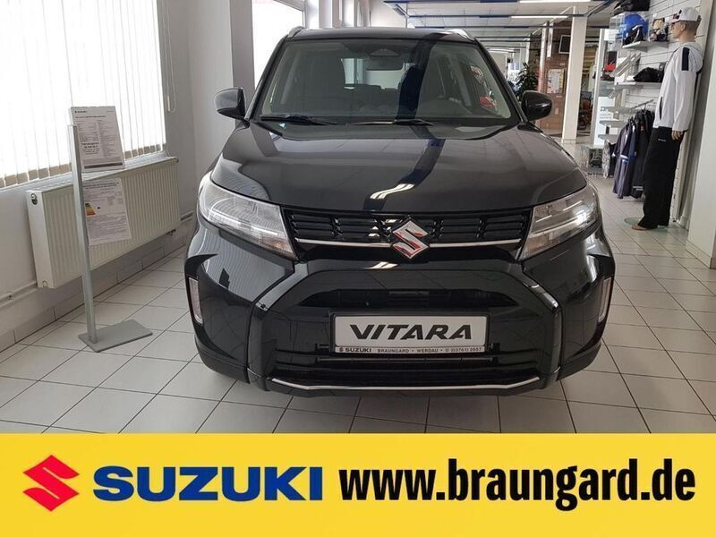 Cosmic black pearl Neu 2025 Suzuki Vitara Comfort SUV | 28.490 € (Etwas zu teuer) - Bild 1/4