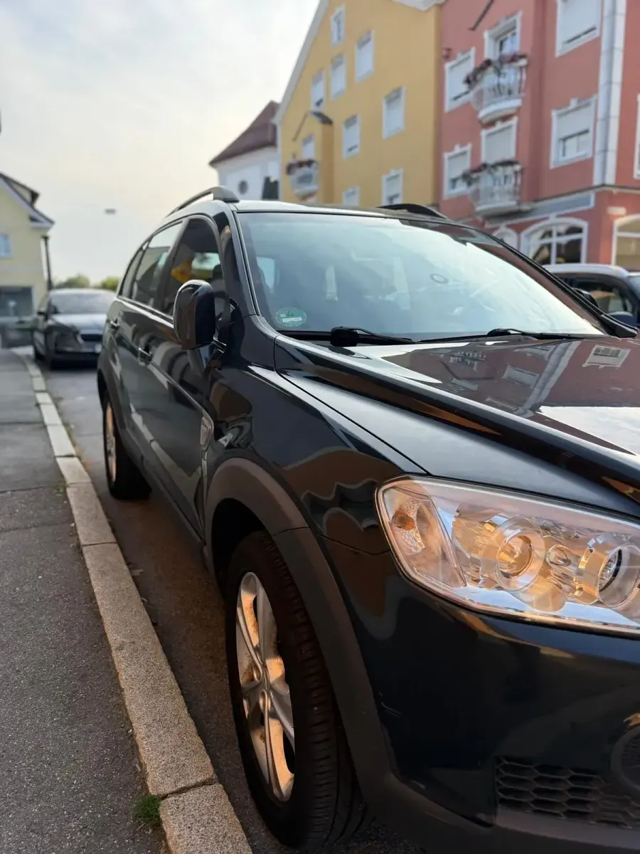 Gebraucht Chevrolet Captiva 136 PS (100 kW) 2010 Schwarz SUV