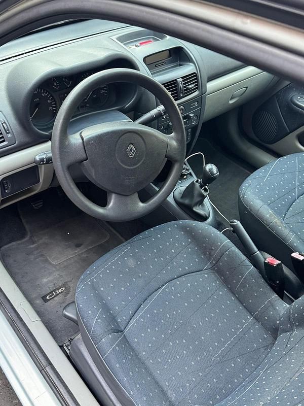 Gebraucht Renault Clio II 2002 Kleinwagen
