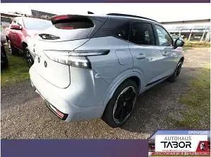 Neu Nissan Qashqai 158 PS (116 kW) 2025 Grau (ceramic grey / dach: schwarz) SUV