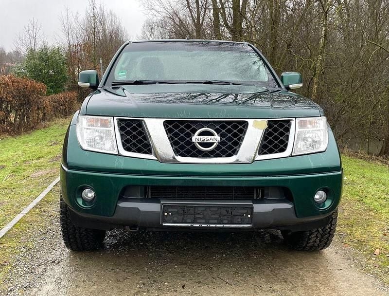 Gebraucht Nissan Navara 171 PS (125 kW) 2007 Grün Pickup