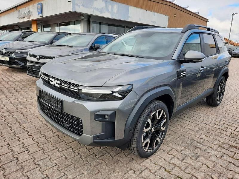 Grau Neu 2025 Dacia Bigster Journey SUV | 34.329 € (Fairer Preis) - Bild 1/4