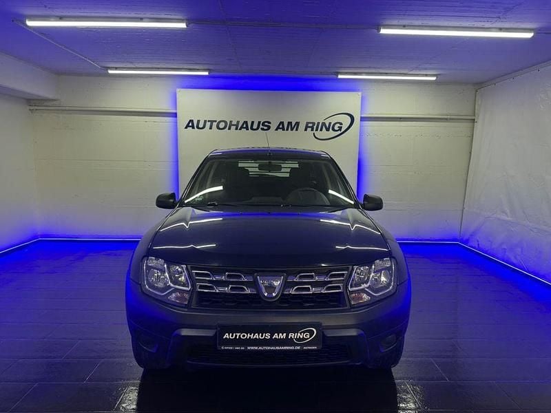 Blau Gebraucht 2015 Dacia Duster Essentiel SUV | 5.999 € (Fairer Preis) - Bild 1/4