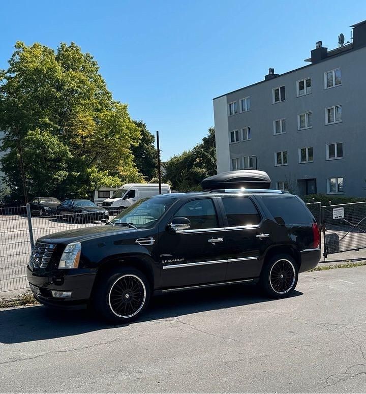 Schwarz Gebraucht 2007 Cadillac Escalade SUV | 15.000 € (Teuer) - Bild 1/4