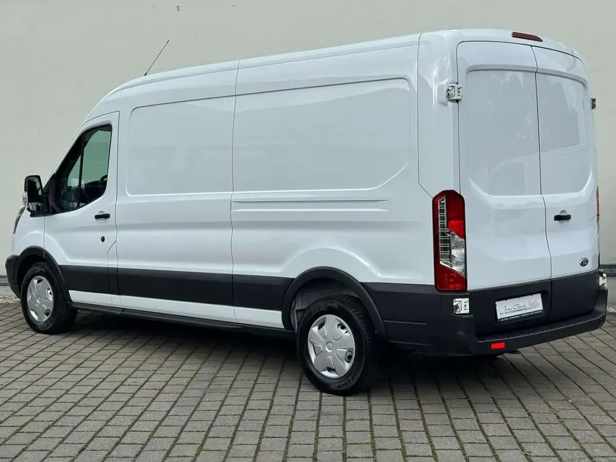 Gebraucht Ford Transit 155 PS (114 kW) 2014 Frostweiß Van / Kleinbus