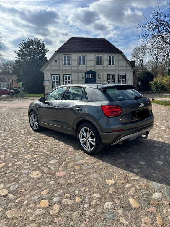 Gebraucht Audi Q2 S-Line 190 PS (139 kW) 2018 Grau SUV