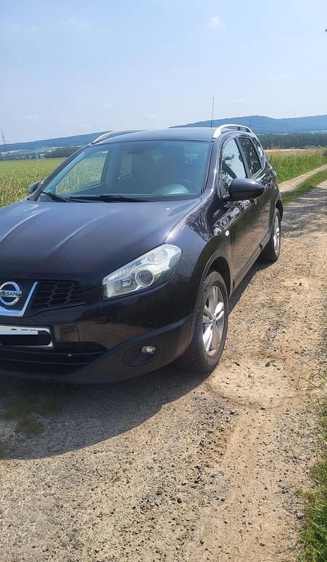 Braun Gebraucht 2011 Nissan Qashqai SUV | 6.100 € (Fairer Preis) - Bild 1/4
