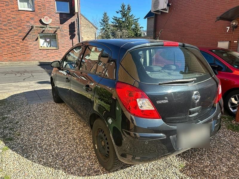 Gebraucht Opel Corsa Active 87 PS (63 kW) 2013 Schwarz Kleinwagen