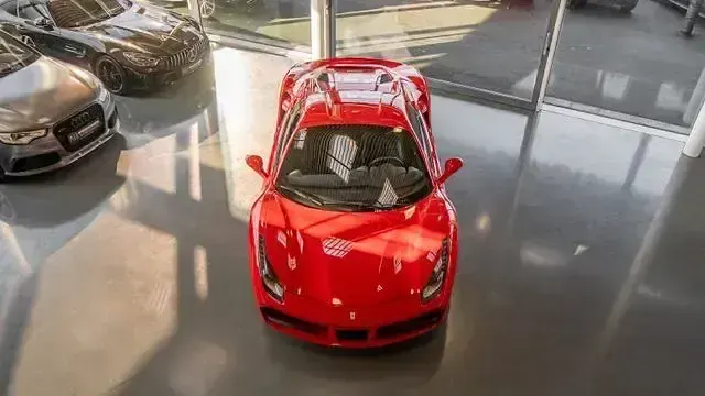 Gebraucht Ferrari 488 670 PS (492 kW) 2016 Rot Cabrio