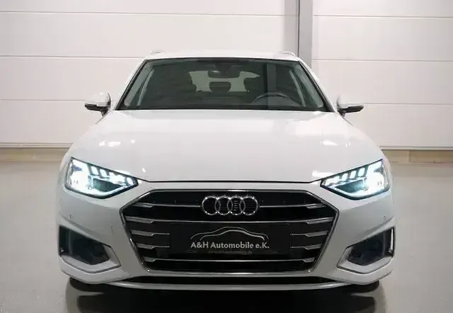 Gebraucht Audi A4 Ambiente 163 PS (119 kW) 2023 Weiß Kombi