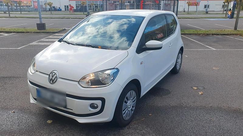 Weiß Gebraucht 2025 VW up! Kleinwagen | 2.700 € - Bild 1/4