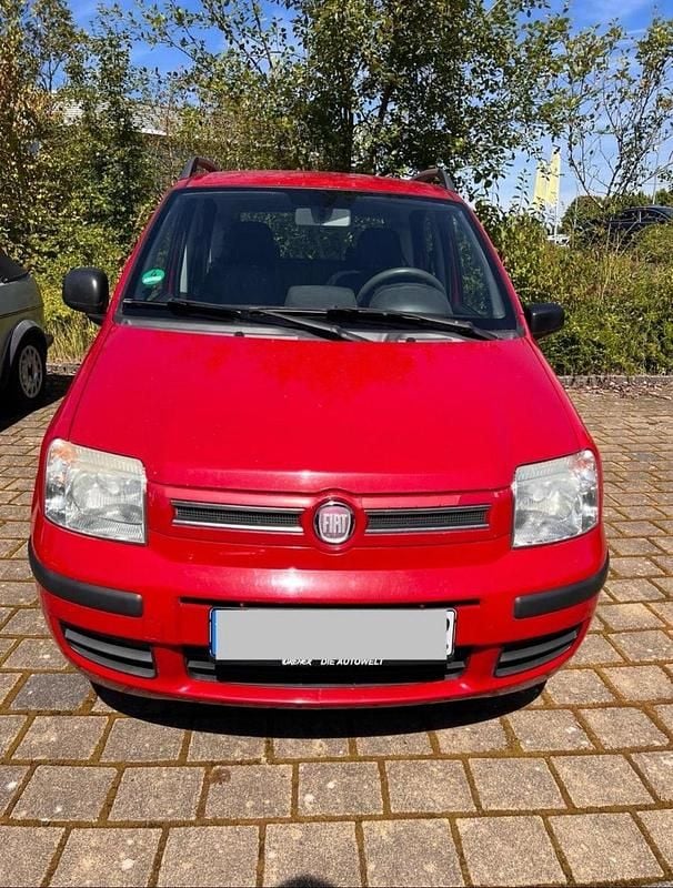 Rot Gebraucht 2010 Fiat Panda Kleinwagen | 2.100 € (Fairer Preis) - Bild 1/4