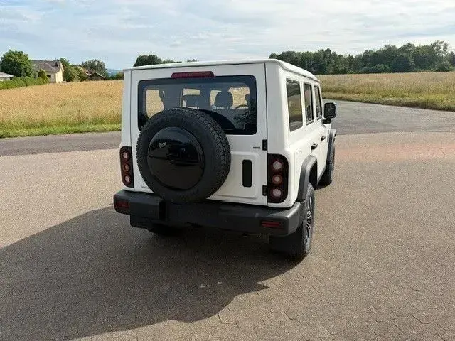 Neu BAW 212 166 PS (122 kW) 2026 Weiß SUV